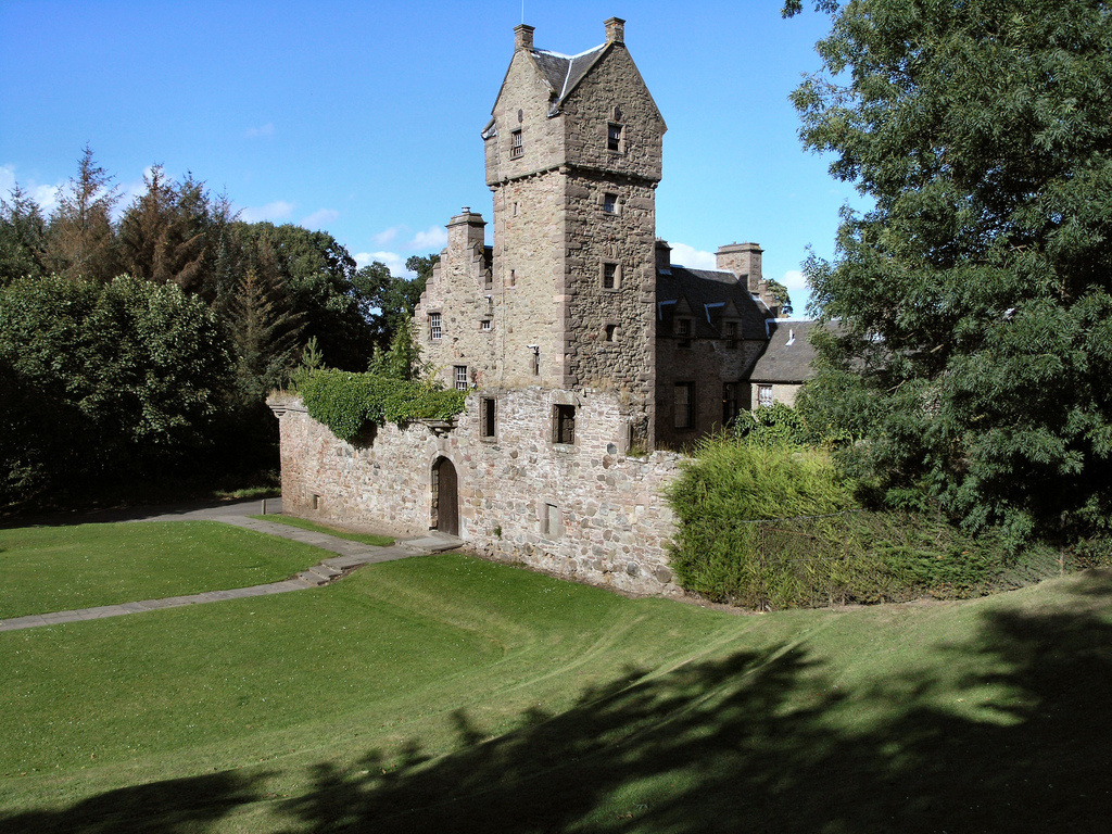Dundee castle has “techno written all over it,” says promoter