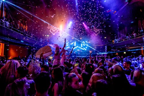 Review: La Discothèque – Albert Hall, Manchester